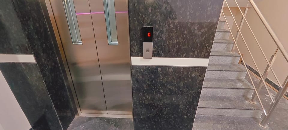 elevator