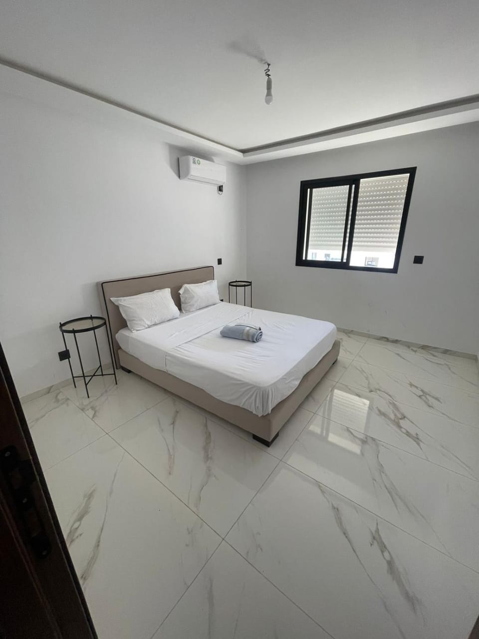 Appartement moderne dans un quartier très animé Apartment in Tunis Governorate, Tunisia