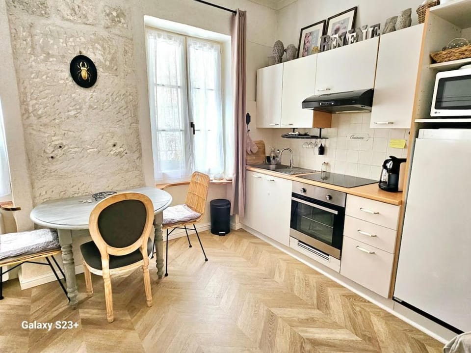 Le refuge des cigales - Appartement climatisé intra Apartment in Avignon