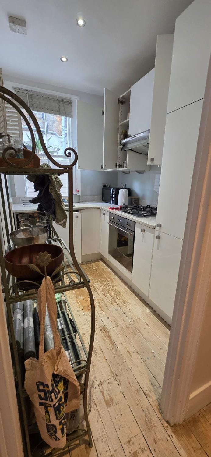 Coffee/tea facilities, Kitchen or kitchenette, Food, kitchen, kitchen