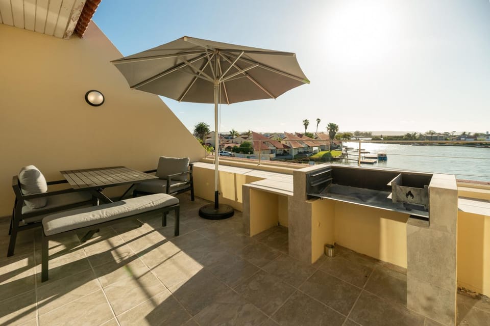 Patio, BBQ facilities