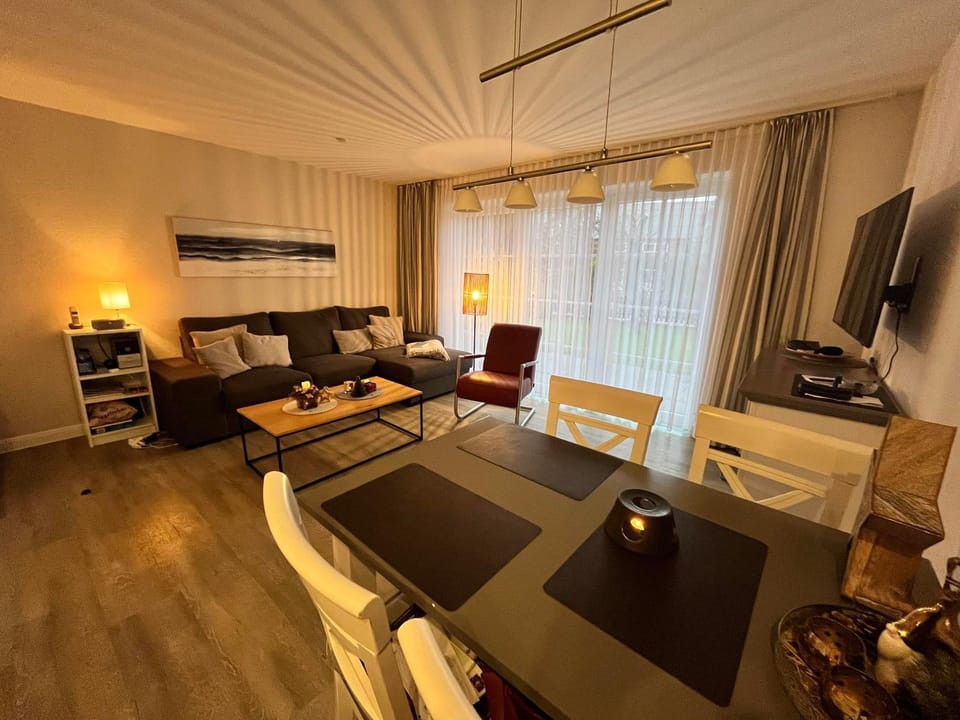 TV and multimedia, Seating area