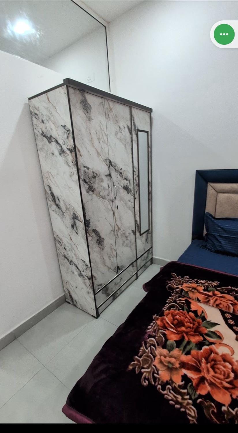 Studio Apartment in Noida