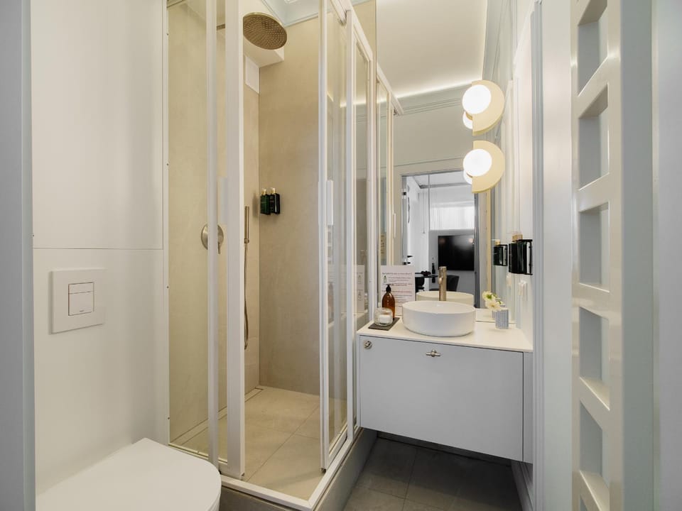 Marszałkowska Luxury Apartments by Sofija Apartment in Warsaw