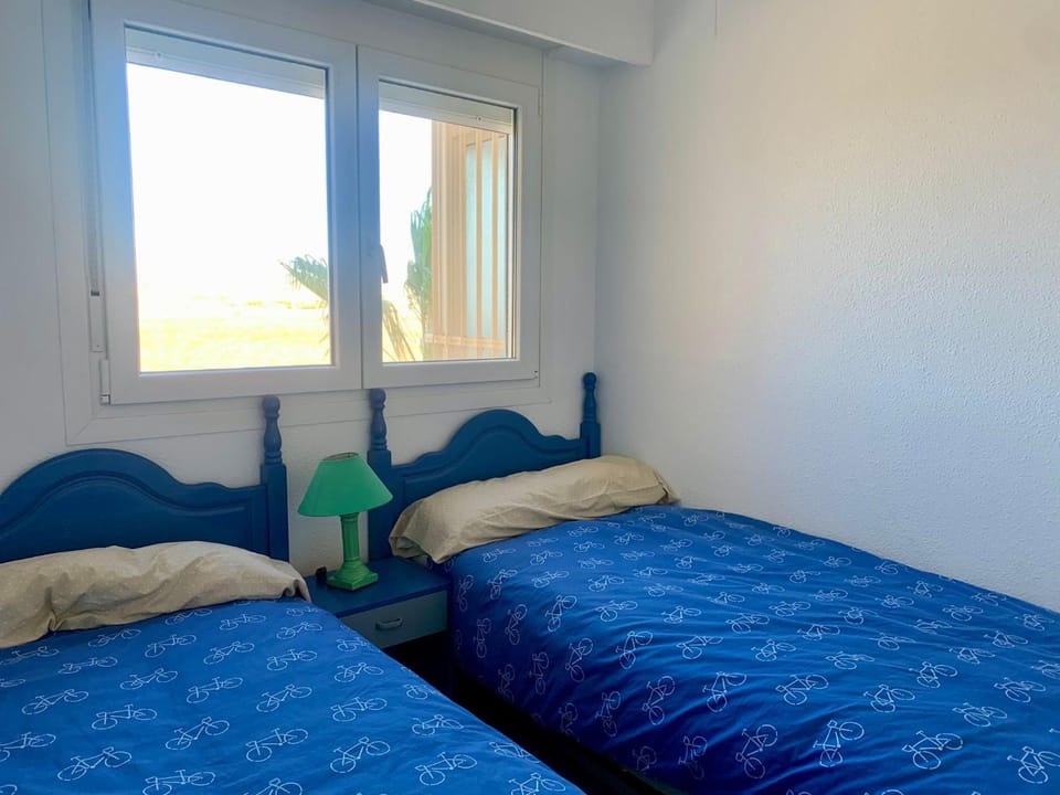 Work Ready Beach Escape - with Scenic Views Apartment in Alacantí