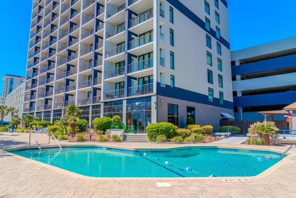 Stunning Ocean Views! 1BR For 6 Guests! Beach Colony 603 House in Myrtle Beach