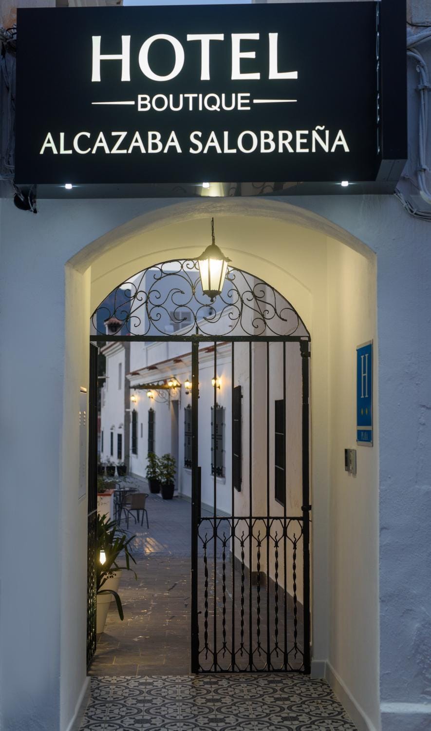 Property building, Lobby or reception