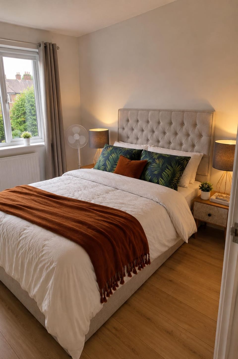 2BR Ground-Floor Flat with Free Parking Apartment in London