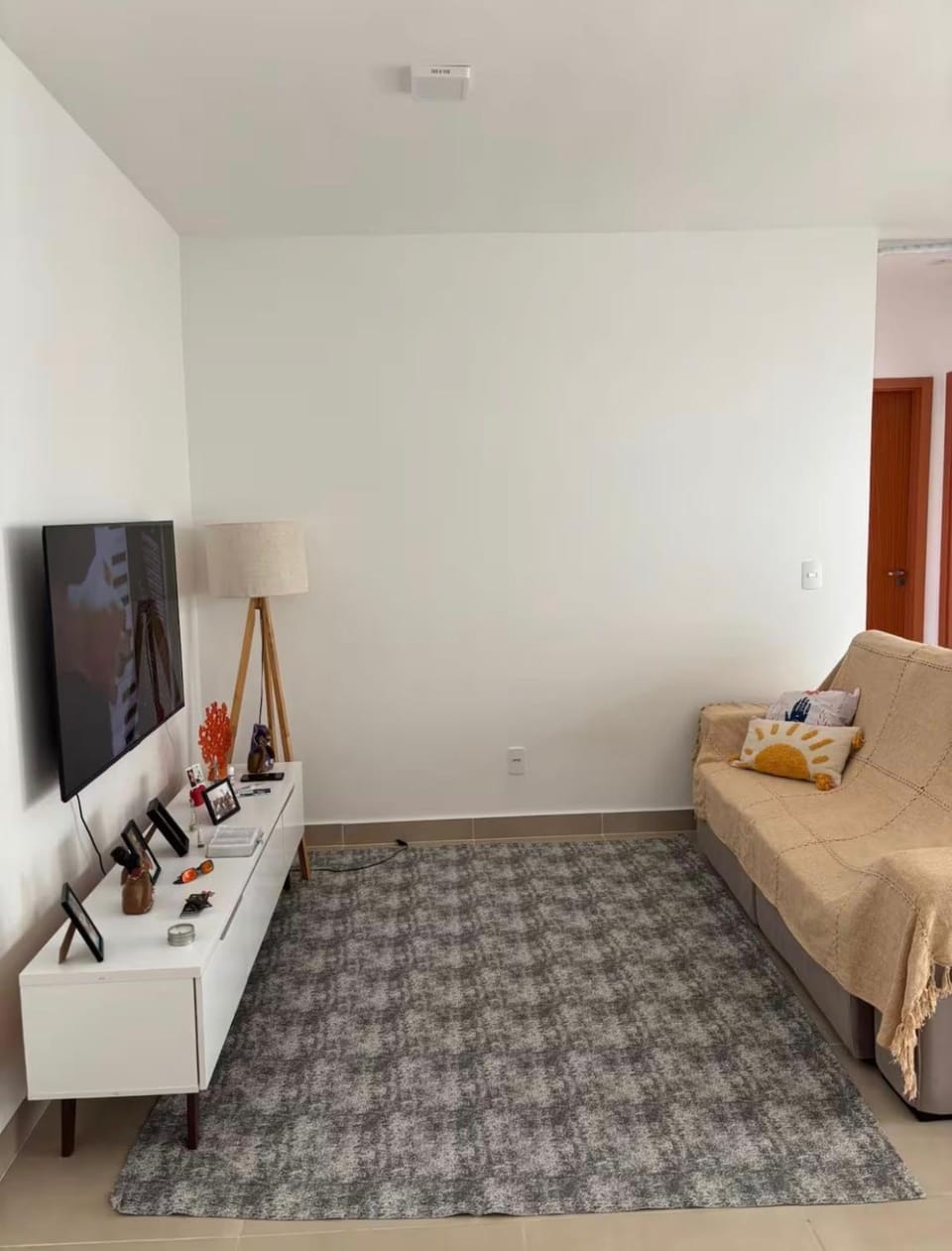 Apartamento em Buraquinho 2 quartos há 5 min da praia Apartment in Lauro de Freitas