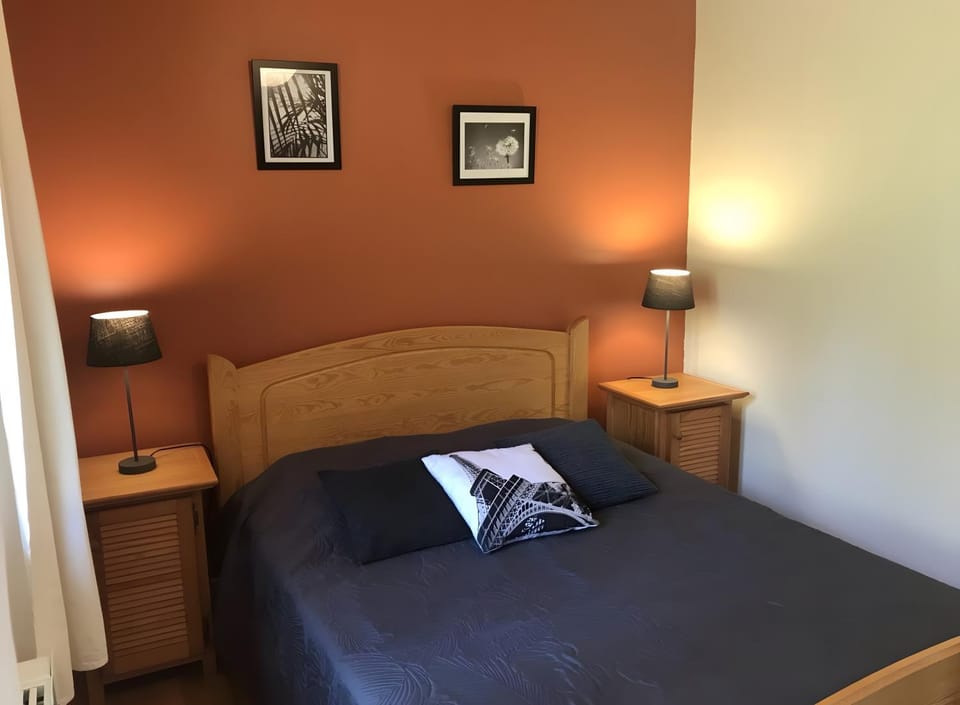 Living room, Bedroom