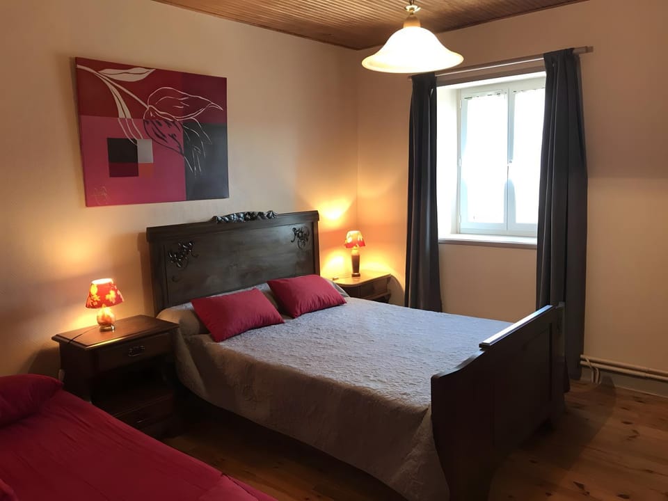 Living room, Bedroom