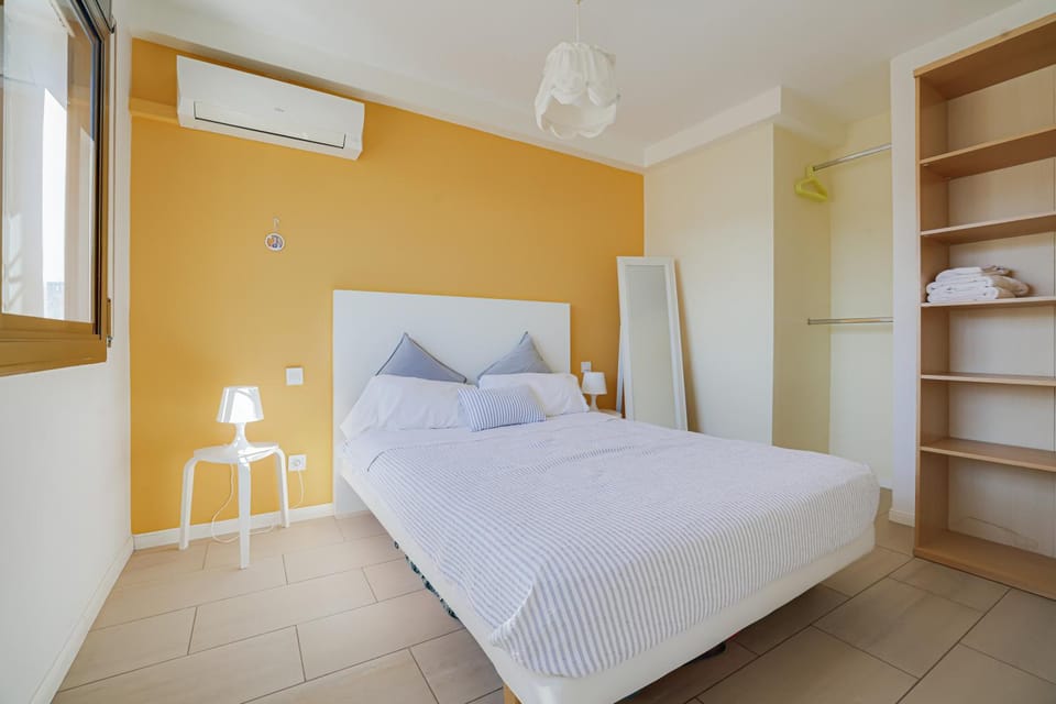 Sky Terrace Les Roquetes Apartment in Barcelona