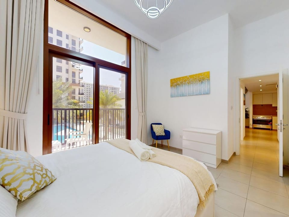 Warda Tower Prime Town Square Living Apartment in Dubai
