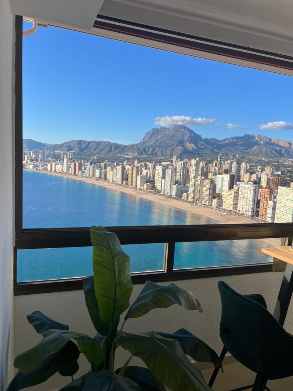 City view, Mountain view, Sea view