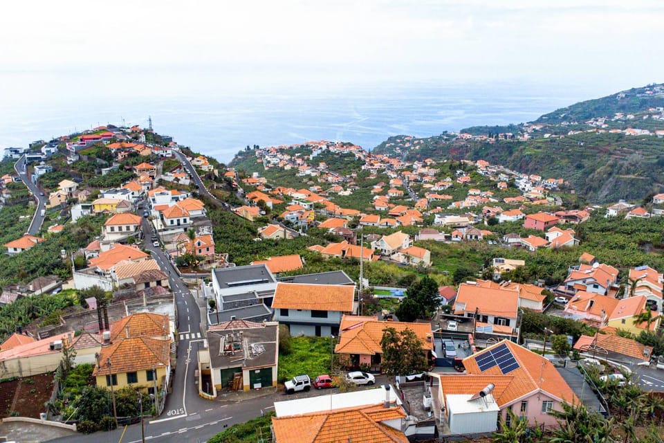 Golden Sun Studio by GALMI Apartment in Madeira District