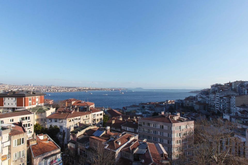 City view, Landmark view, Sea view