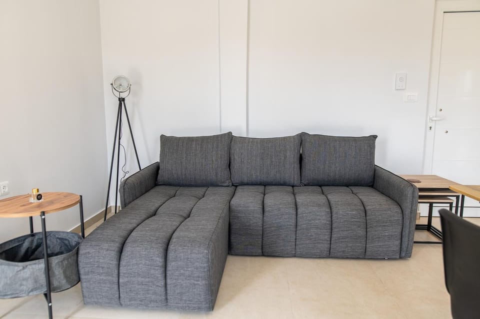 30 Roses White Apartment in Kos