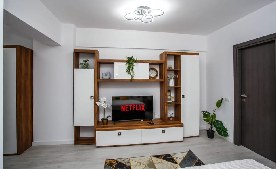 FLH - Smart Residence - 1-8 Apartment in Bucharest