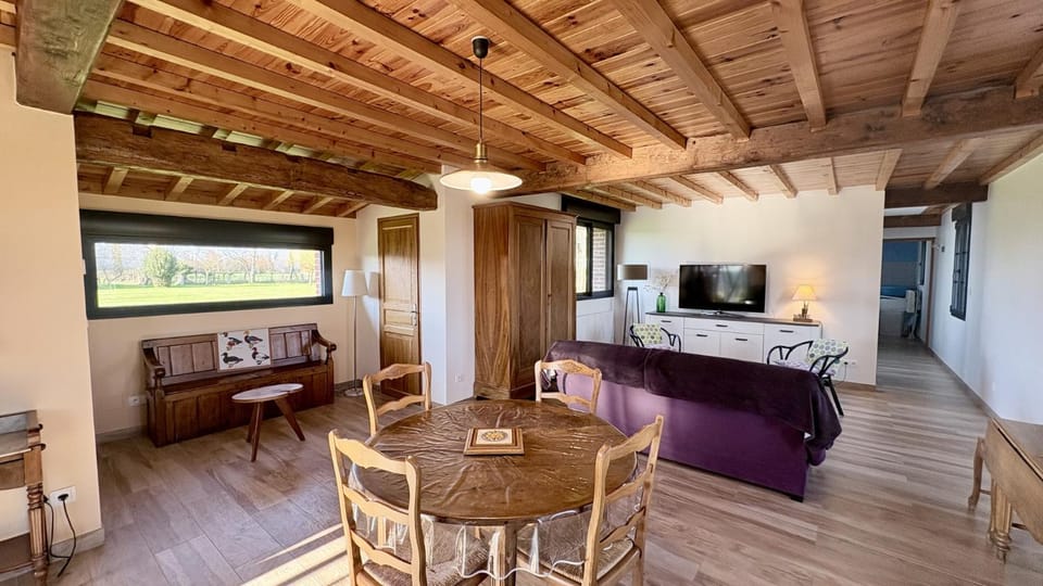 Communal lounge/ TV room, Seating area