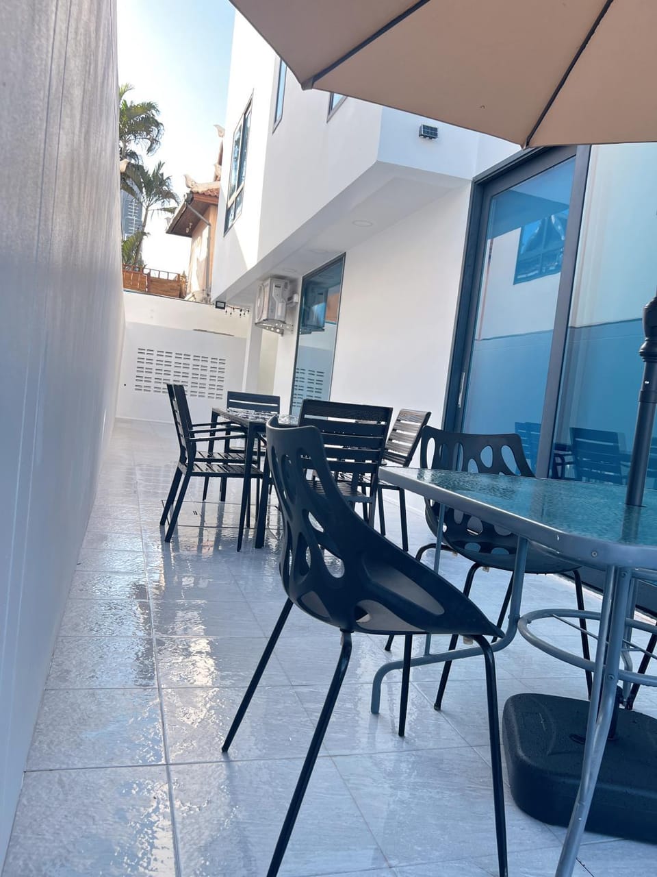 modern pool villa 5 minutes to walking street & beach Bed and Breakfast in Pattaya City
