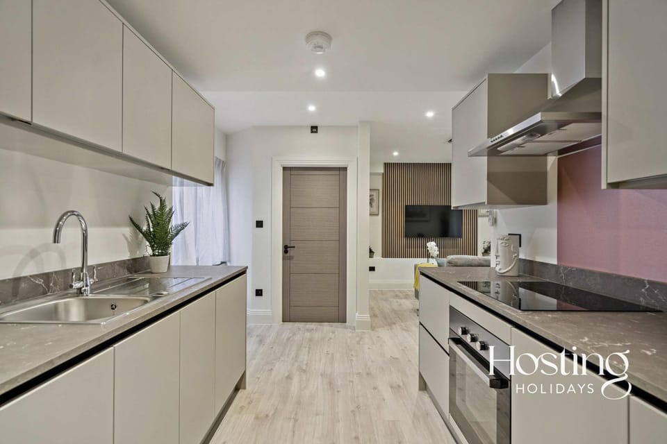 Kitchen or kitchenette, oven, stove