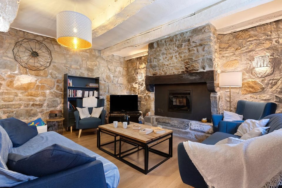 Property building, Living room