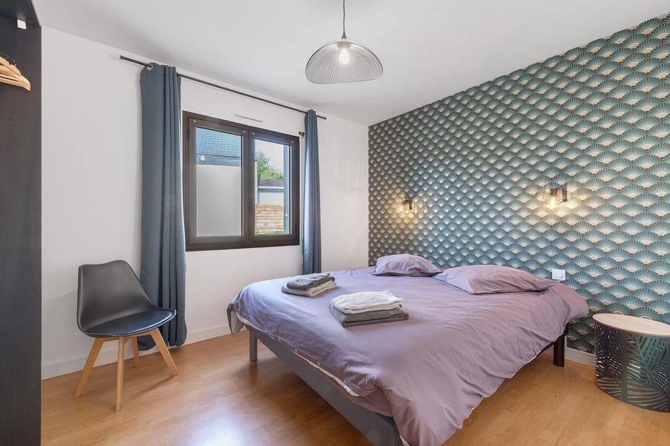 Living room, Bedroom