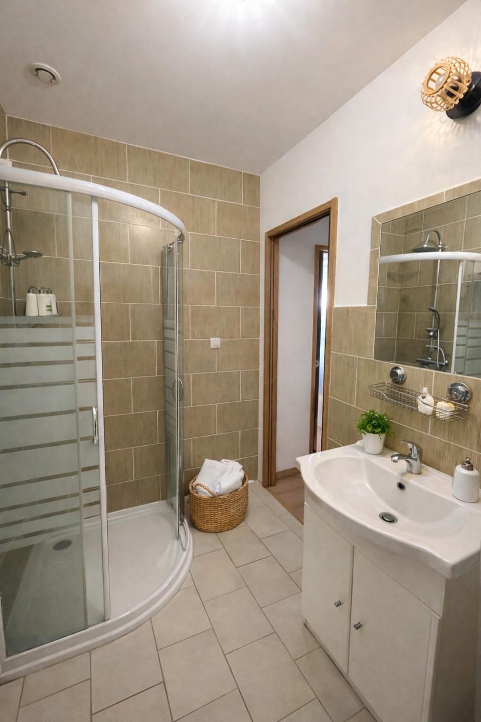 spacieux appartement central et paisible 6 personnes Apartment in Angers