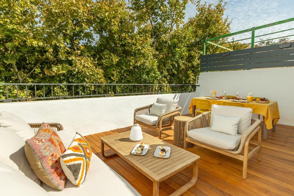 Ohliving Estrellita de Castro House in Seville