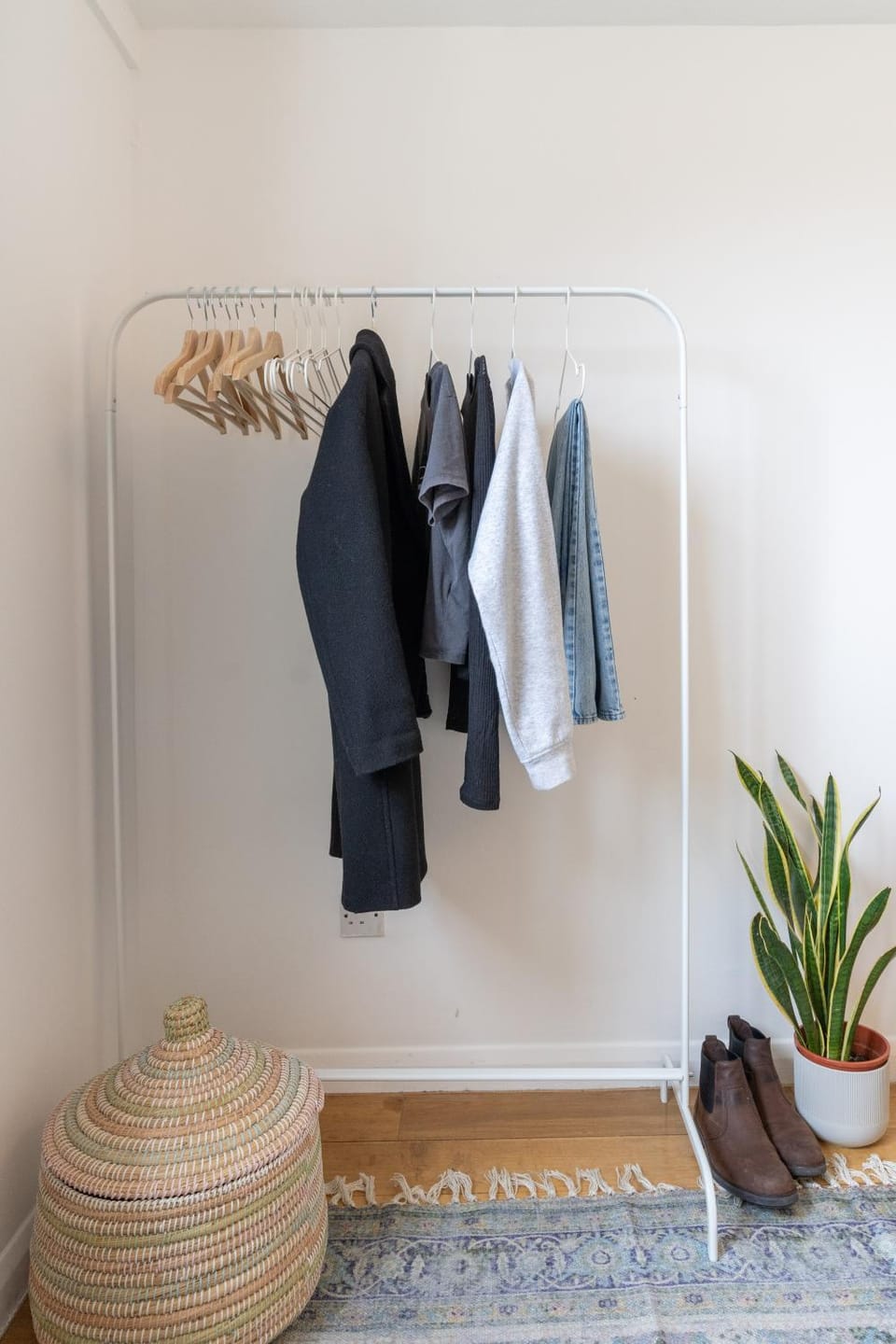 Bedroom, storage, wardrobe