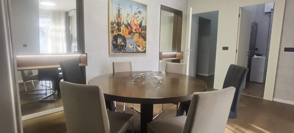 Brand New 3BR Apartment Prime Location and Free Parking Apartment in Belgrade