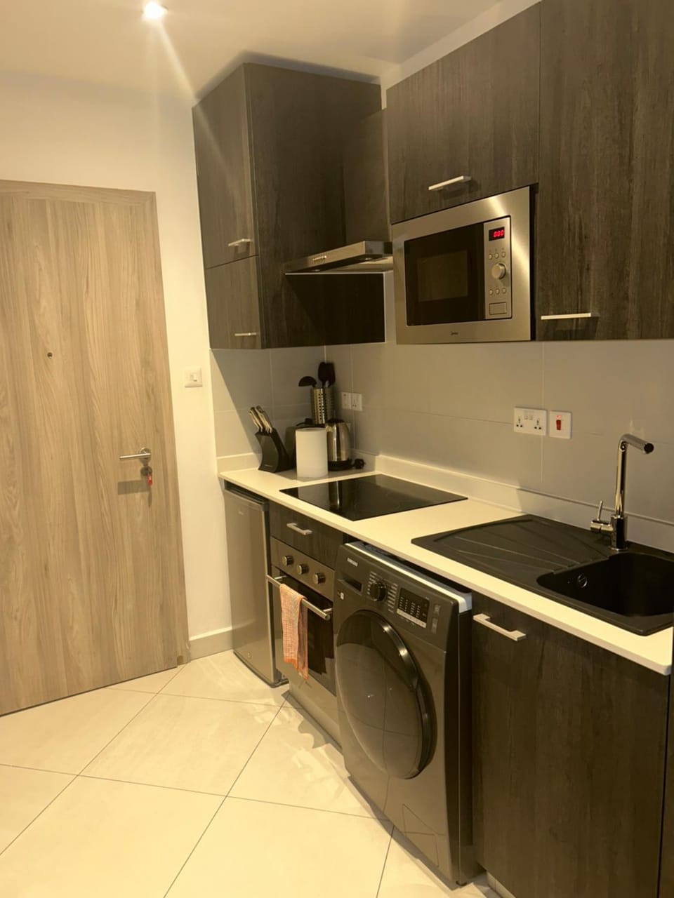 SkylineSquare studio Apartments at Loxwood House Apartment in Accra