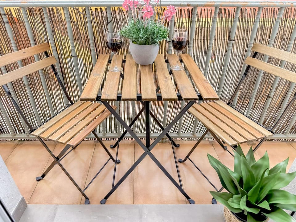 Patio, Day, View (from property/room), Balcony/Terrace, Dining area