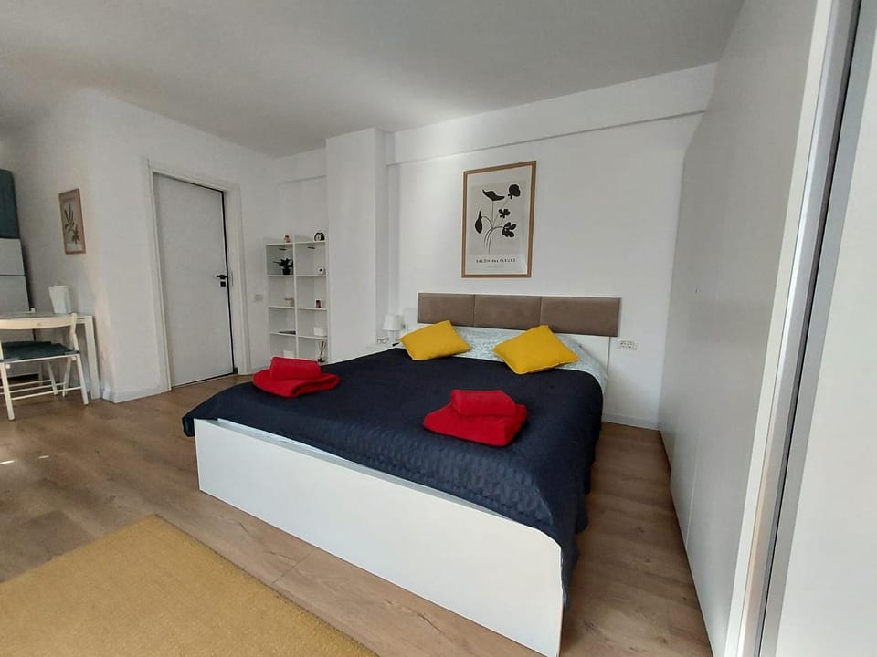 Sky Residence Airport Therme Otopeni 12 Apartment in Romania