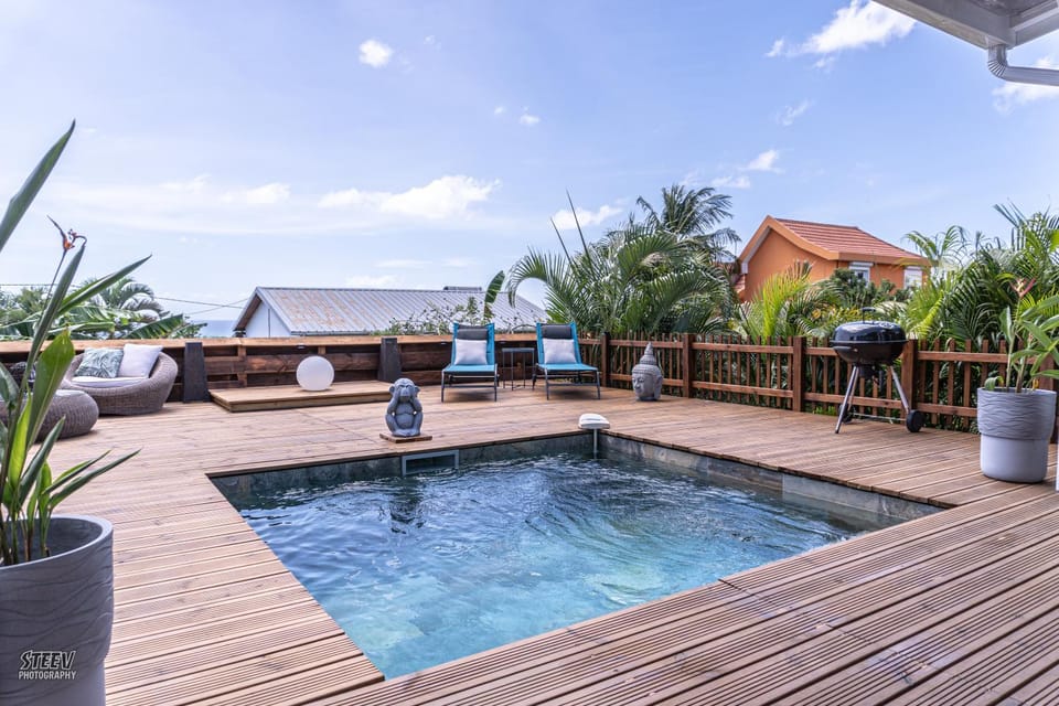 Patio, Pool view, Swimming pool