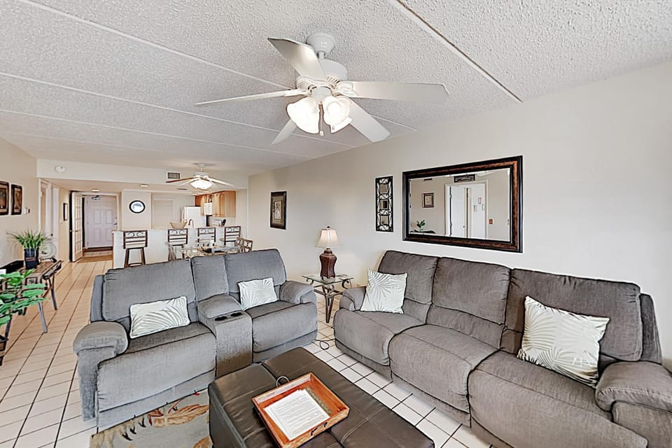 Oceanfront 1st-Floor Condo on SPI: Patio & Pool House in South Padre Island