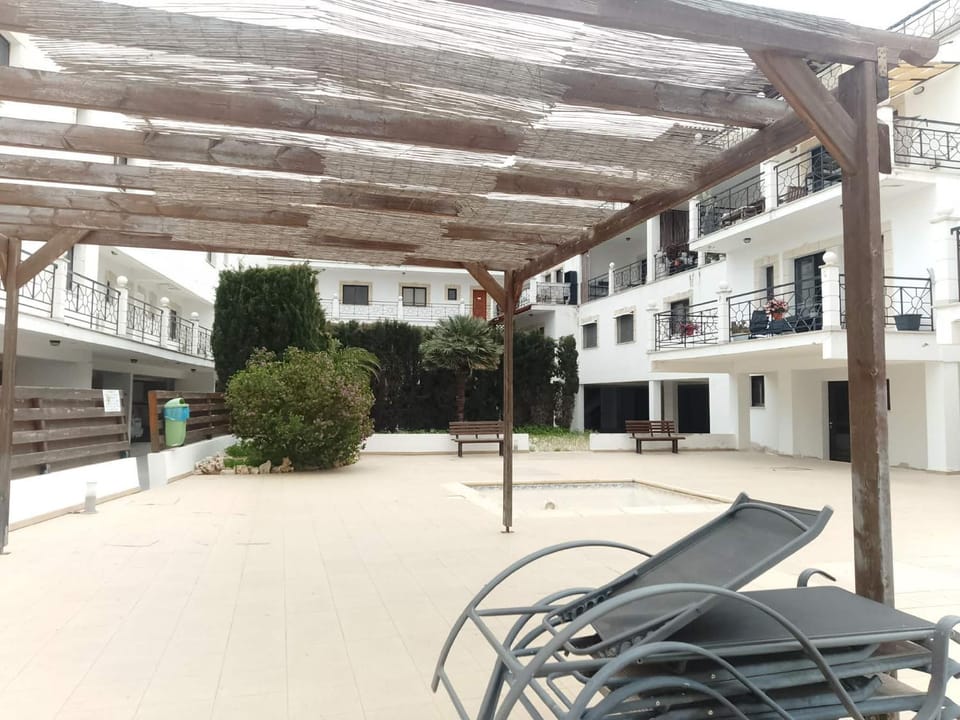 Balcony/Terrace, Swimming pool