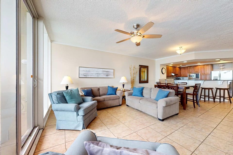 Close to Beach The Colonnades Stellar Gulf-Front Gem Pool Sauna Gym House in Gulf Shores