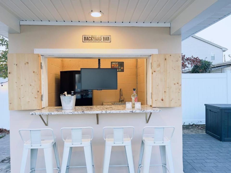 Lounge or bar