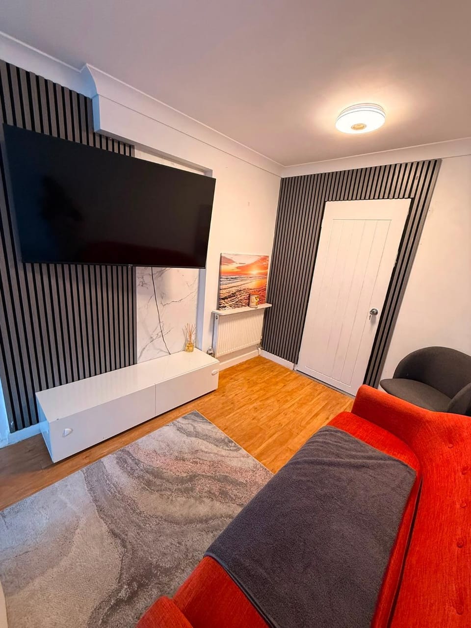 Demure Living Space Vacation rental in Southampton