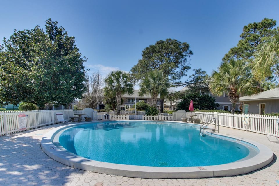 Coastal condo with patio & shared pool tennis courts House in South Walton County
