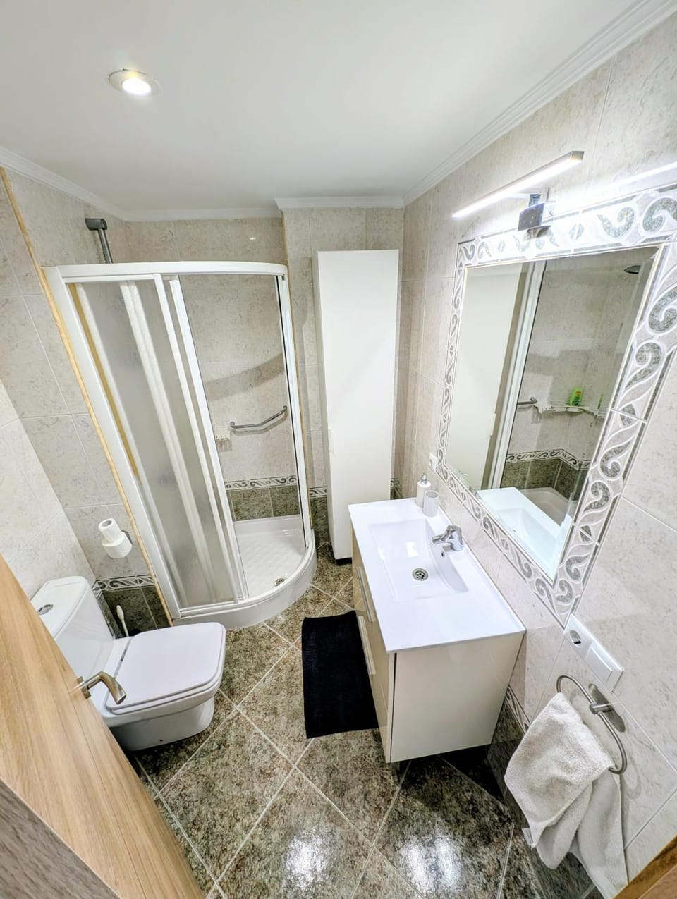 Shower, Bathroom, Bath