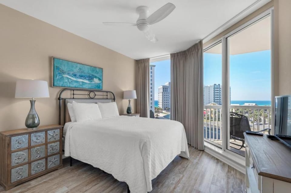 Book Me Baby! Silver Shells Retreat in Destin Apartment in Destin