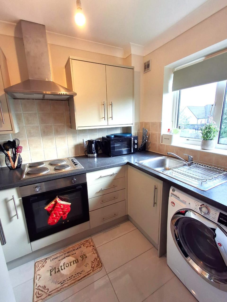 Rooms of Requirement Apartment in Watford