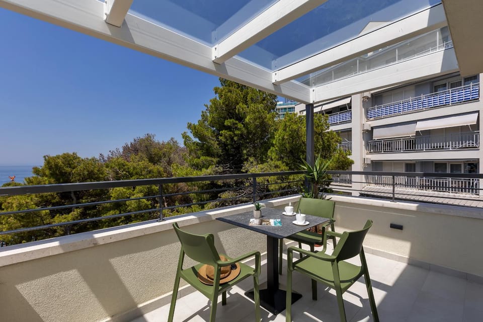 Day, Natural landscape, View (from property/room), Balcony/Terrace, Seating area, Sea view