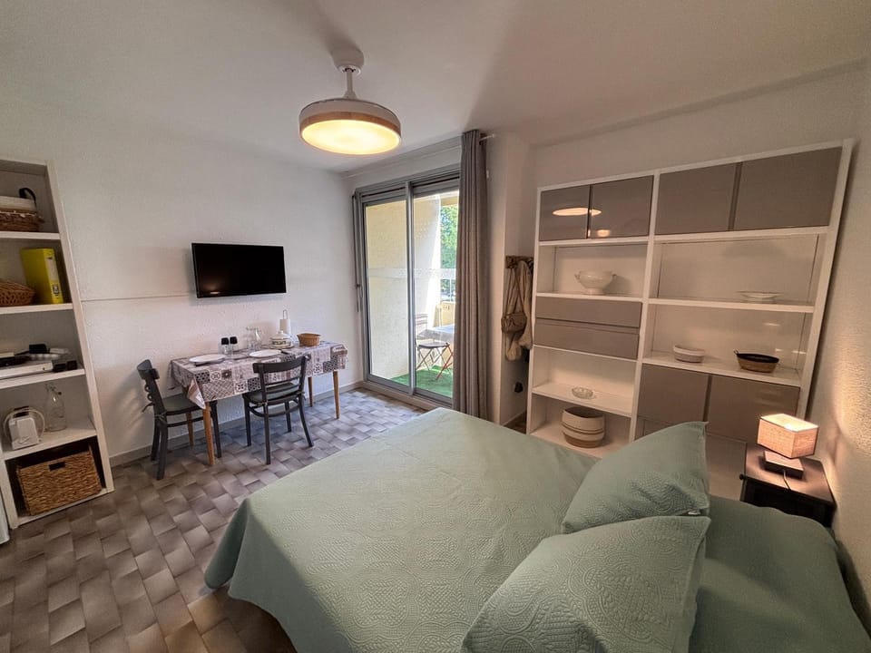 Cure et sérénité 2 étoiles avec ascenseur Apartment in Balaruc-les-Bains