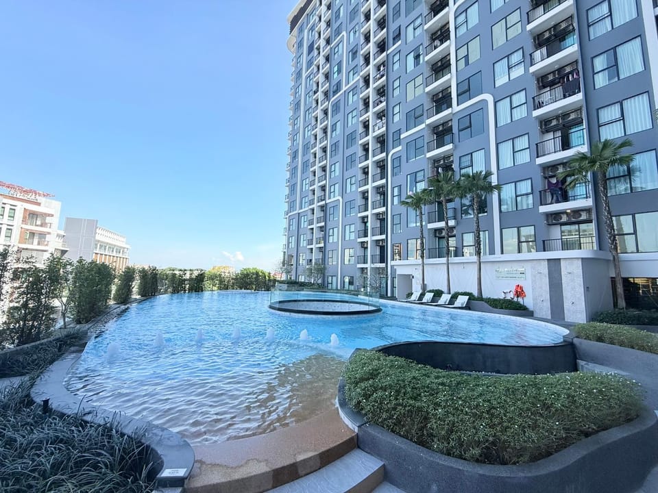 Pool view