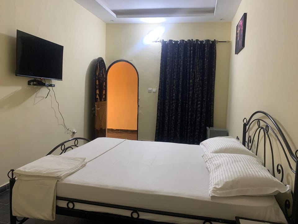 Bed, TV and multimedia