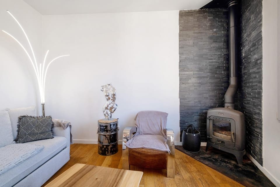 Property building, Living room