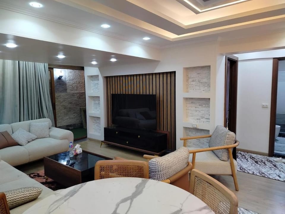 Luxury, quiet and comfortable hotel apartment in El Mamoura Beach Apartment in Alexandria